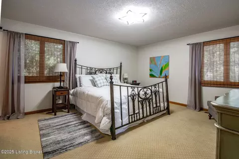 Bedroom - 102 Thicket Ct, Radcliff, KY 40160 photo 2 of 6