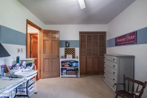 Bedroom - 102 Thicket Ct, Radcliff, KY 40160 photo 1 of 6
