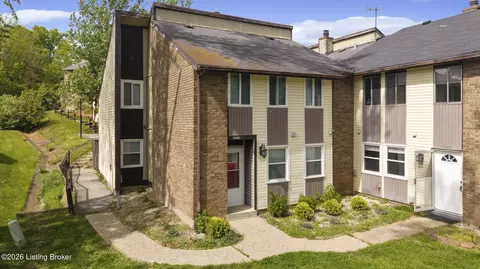11401 N Tazwell Dr, Louisville, KY 40241