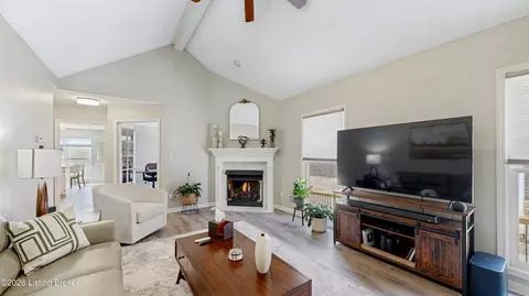 3132 Freys Hill Rd, Louisville, KY 40241