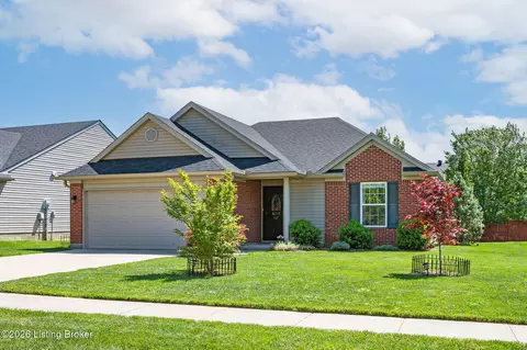 1220 Royal Ave, La Grange, KY 40031