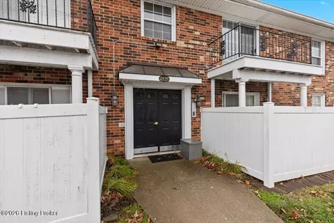 4828 Westmar Ter #6, Louisville, KY 40222