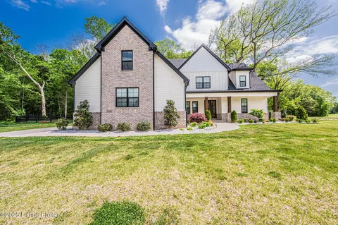 1724 Leyben Ct #A, Bowling Green, KY 42103