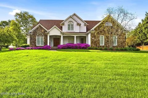 6805 Windham Pkwy, Prospect, KY 40059