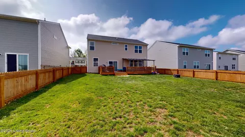 Exterior - 4025 White Pine Ln, La Grange, KY 40031 photo 6 of 7