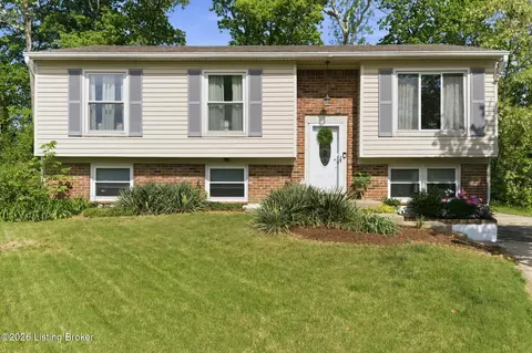 11403 Kendrick Dr, Louisville, KY 40241
