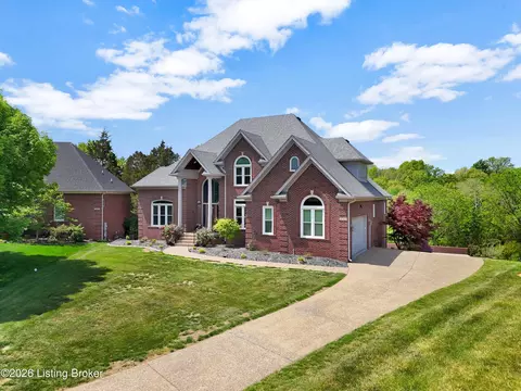 8004 Blacksmith Ct, Louisville, KY 40291