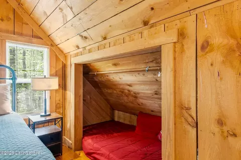 Bedroom - 769 Jock Rd, Bee Spring, KY 42207 photo 5 of 8