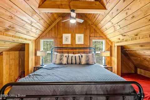Bedroom - 769 Jock Rd, Bee Spring, KY 42207 photo 6 of 8