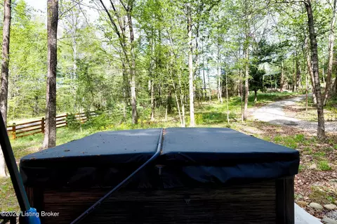 Exterior - 769 Jock Rd, Bee Spring, KY 42207 photo 4 of 20