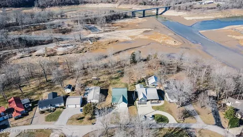 View/Area - 25 E Holiday Beach Loop, Mc Daniels, KY 40152 photo 8 of 10