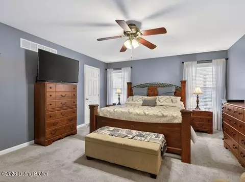Bedroom - 25 E Holiday Beach Loop, Mc Daniels, KY 40152 photo 1 of 2