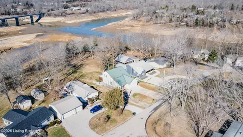 View/Area - 25 E Holiday Beach Loop, Mc Daniels, KY 40152 photo 6 of 10