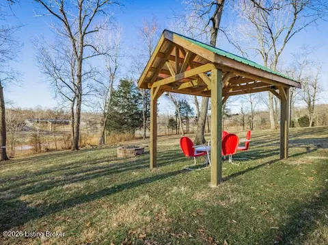 Exterior - 25 E Holiday Beach Loop, Mc Daniels, KY 40152 photo 6 of 10