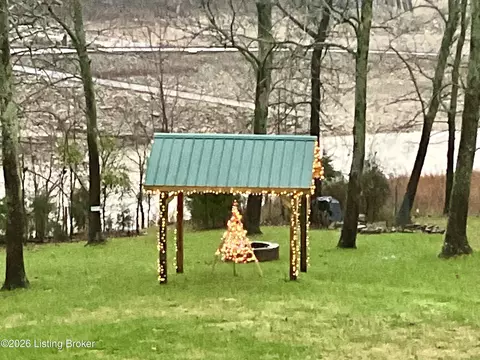 Exterior - 25 E Holiday Beach Loop, Mc Daniels, KY 40152 photo 7 of 10