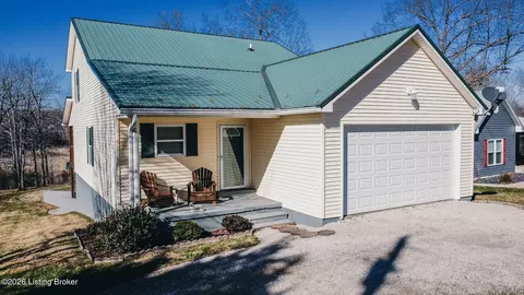 Exterior - 25 E Holiday Beach Loop, Mc Daniels, KY 40152 photo 3 of 10