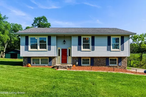 322 Tophill Dr, Shelbyville, KY 40065