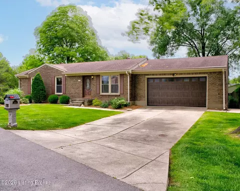10216 Westwego Pl, Jeffersontown, KY 40299