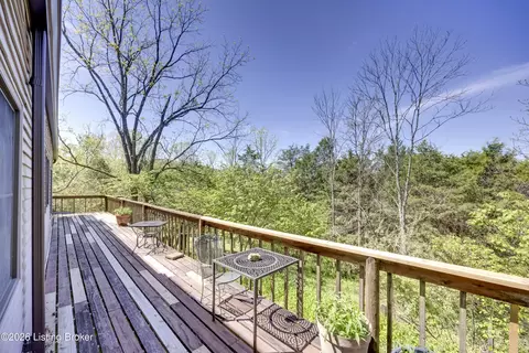 Exterior - 2305 Reuben Smith Rd, Loretto, KY 40037 photo 13 of 18