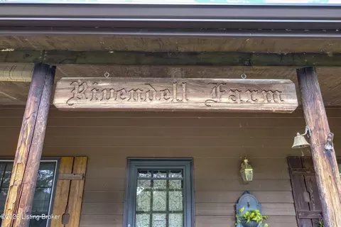 Exterior - 2305 Reuben Smith Rd, Loretto, KY 40037 photo 4 of 18