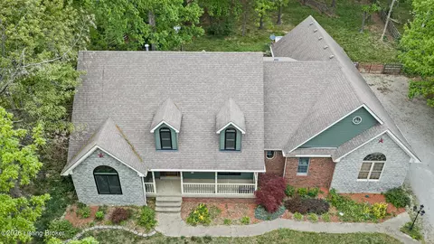 180 Bowman Ct, Mount Washington, KY 40047