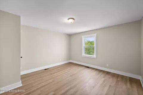 Bedroom - 142 Brownsboro Rd, Pendleton, KY 40055 photo 1 of 4