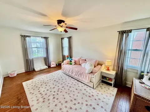 Bedroom - 209 E Virginia Ave, Springfield, KY 40069 photo 8 of 12