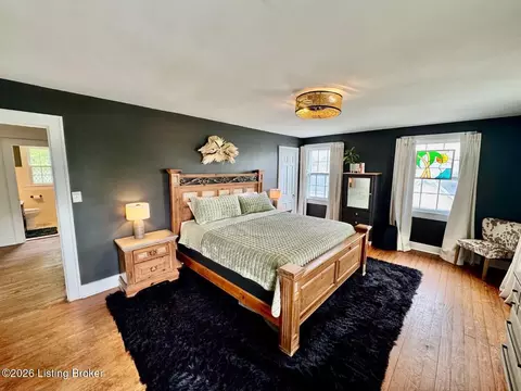 Bedroom - 209 E Virginia Ave, Springfield, KY 40069 photo 4 of 12