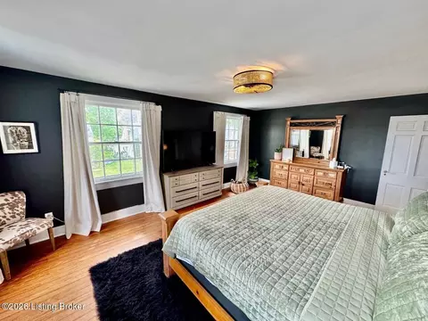Bedroom - 209 E Virginia Ave, Springfield, KY 40069 photo 7 of 12