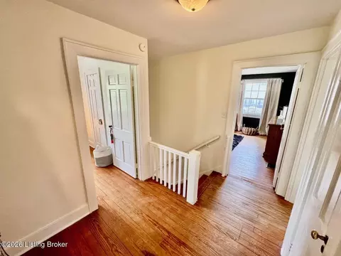 Entry Way - 209 E Virginia Ave, Springfield, KY 40069 photo 2 of 2
