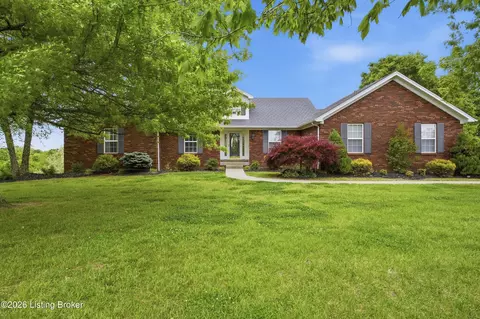 372 Oakridge Dr, Taylorsville, KY 40071