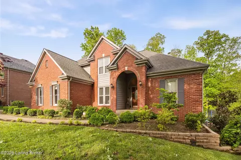531 Wood Lake Dr, La Grange, KY 40031