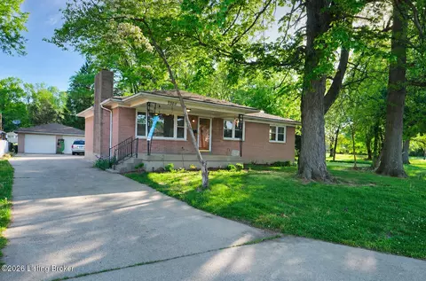 3305 Donald Dr, Louisville, KY 40216