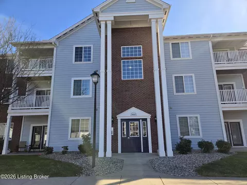 2600 Aristocrat Pl #303, Louisville, KY 40299