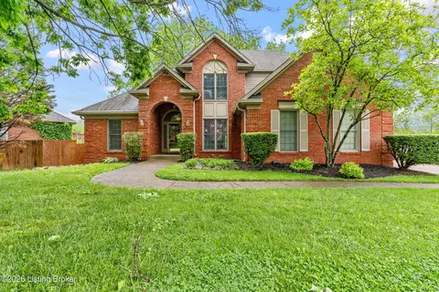 8410 Running Spring Dr, Louisville, KY 40241