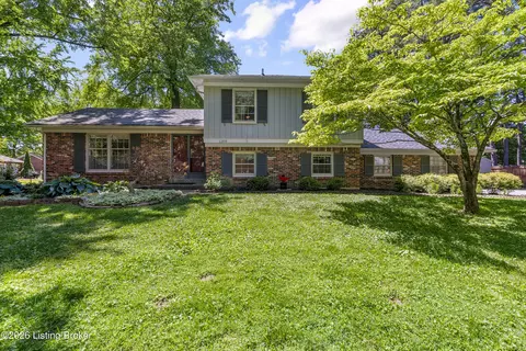 1100 Timber Oak Dr, Louisville, KY 40223