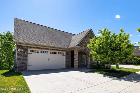 9328 Cross Meadows Cir, Louisville, KY 40291