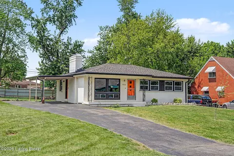 8518 Smithton Rd, Louisville, KY 40219