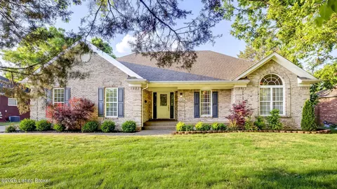 6701 Fernbush Dr, Louisville, KY 40228