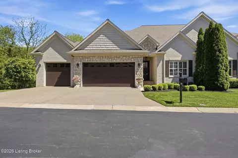 301 Maple Valley Rd, Louisville, KY 40245