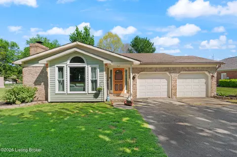 1614 W Monique Dr, Scottsburg, IN 47170