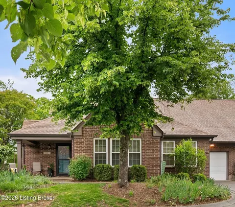 901 Eastbridge Ct, Louisville, KY 40223