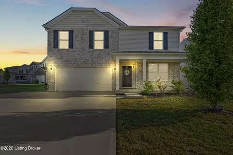 11723 Trottingham Cir, Louisville, KY 40299