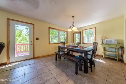 Dining - 482 Rolling Stone Acres Ln, Leitchfield, KY 42754 photo 4 of 4