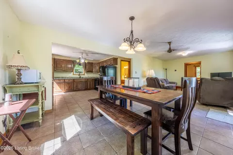 Dining - 482 Rolling Stone Acres Ln, Leitchfield, KY 42754 photo 2 of 4