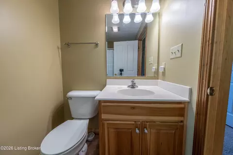 Bath - 482 Rolling Stone Acres Ln, Leitchfield, KY 42754 photo 5 of 6