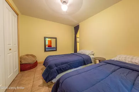 Bedroom - 482 Rolling Stone Acres Ln, Leitchfield, KY 42754 photo 3 of 16