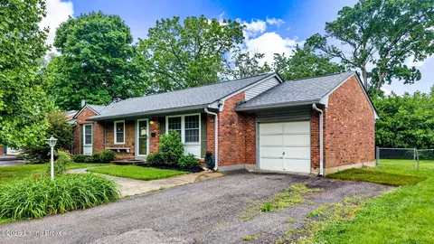 1414 Carlimar Ln, Louisville, KY 40222