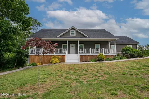 33 Beach Cove Ct, Brandenburg, KY 40108
