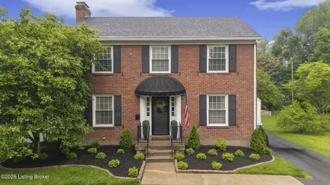 418 Chenoweth Ln, Louisville, KY 40207